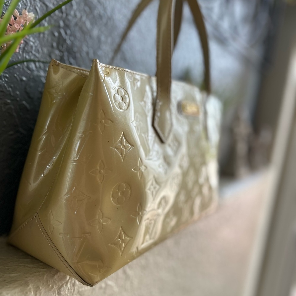 Louis Vuitton Wilshire PM Handbag Monogram Vernis Leather Yellow 3206456 - Picture 6 of 16